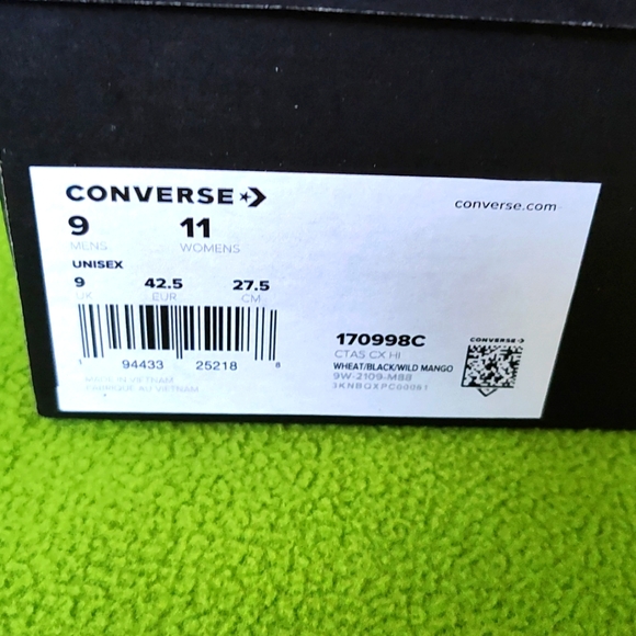 Converse Chuck Taylor All Stars Wheat/Black/Wild Mango Women's Size 11 170998C - Picture 6 of 6